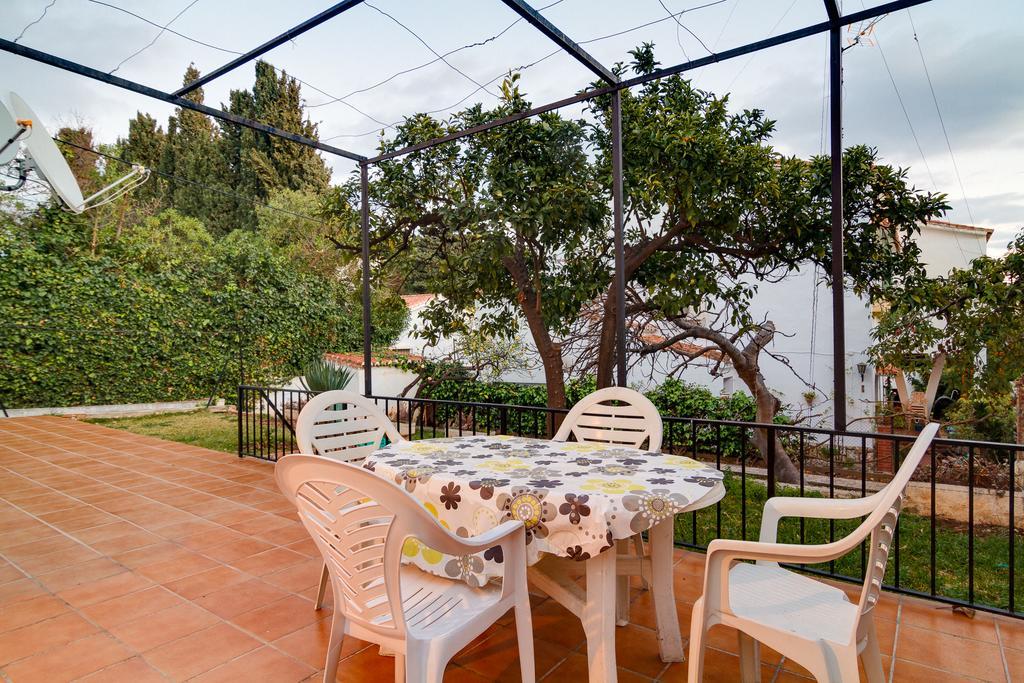Villa Francisca Casasol ネルハ エクステリア 写真